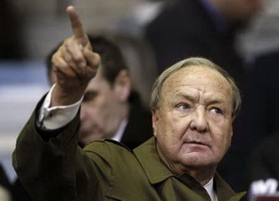 Том Хикс, Reuters