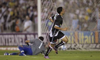 Эдер Луис, Reuters