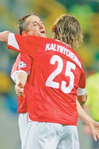 Калиниченко и Быстров сему факту очень рады...