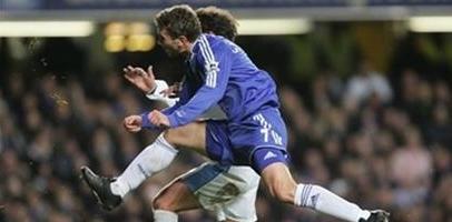 Бей первым, Андрей! Фото AP