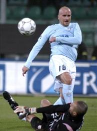 Рокки уверенным шагом прошелся по Фонтане, фото AP