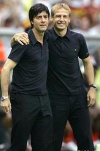 Нынешний тренер бундестима и бывший, hetek.hu