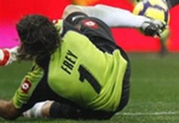 не только говорит, но и работает, AP Photo