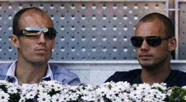 Фото sneijderofficial.com