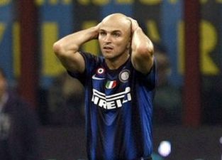 Эстебан Камбьяссо, Reuters