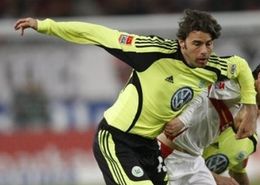 Андреа Барцальи, AP Photo