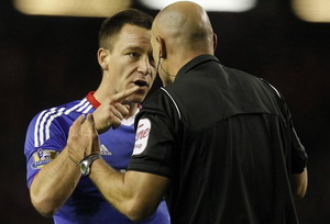 А тебе, лысый, я телефон не скажу, фото Reuters