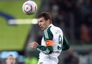 Эдин Джеко, AP