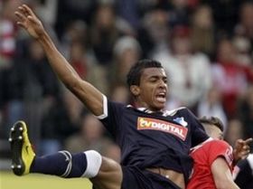 пляшет от радости, AP Photo