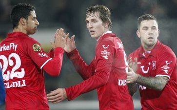 Сообразили на троих, fcupdate.nl