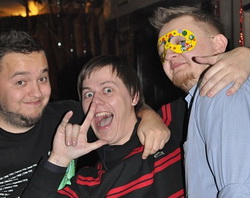 Пока ты флудишь - они пьют!