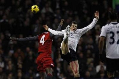 Кренделя от Бэйла, фото Reuters