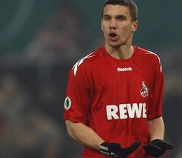 Лукас Подольски, Reuters