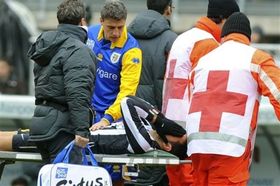 Всерьез и надолго, AP Photo