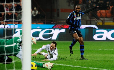 Это'О открывает счет, Getty Images