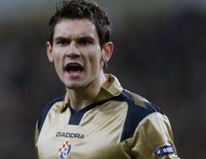 Деян Ловрен, AP