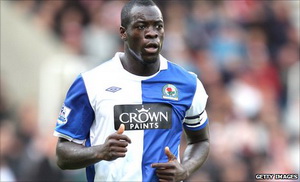 Блэкберн сохраняет лидера