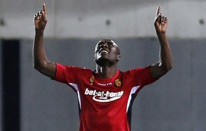 Вебо благодарит небо, фото Getty Images