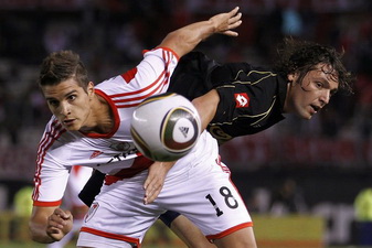 Эрик Ламела (слева), фото Reuters