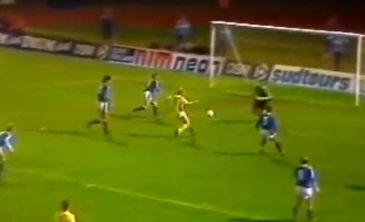 Листья желтые над Харьковом кружатся