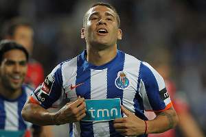 Николас Отаменди, abola.pt