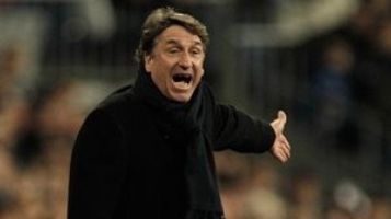 Наставник Эркулеса Эстебан Виго явно недоволен, АР