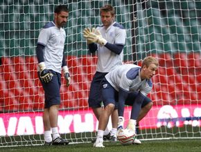 Вся вратарская рать в сборе, Reuters