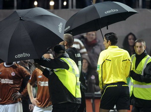 Пивной дождь, фото Reuters