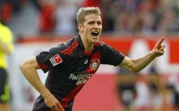 Ларс Бендер забил победный, фото Reuters 