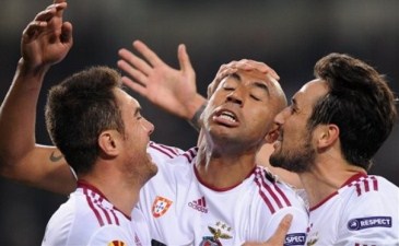 Только что Луизао забил первый мяч, АР