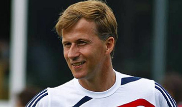 Андриас Йонкер, фото fcbayern.t-home.de