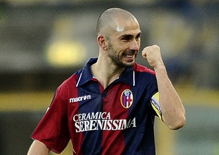 Марко Ди Вайо. На инвалида вроде не похож, Reuters