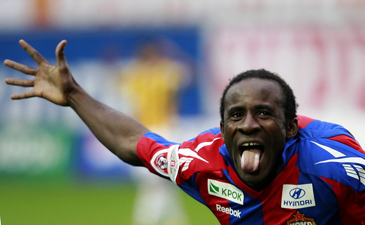 Сейду Думбия забил классно, фото soccerjones.com