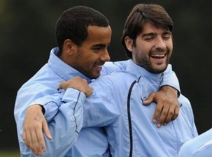 Хаддлстоун и Чорлука, Reuters