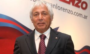 Этот человек хочет развалить свой клуб? sitioandino.com.ar