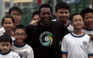 Пеле: оставьте Гансо в покое, лучше этих ребят возьмите, Reuters