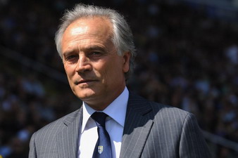 Франко Коломба, Reuters