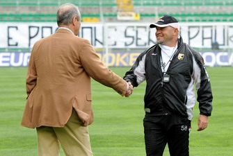 Дзампарини - Косми: Привет и прощай, Reuters