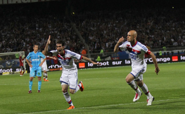 Герои Лиона - Сезар Дельгадо и Крис, фото lequipe.fr