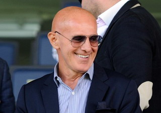 Арриго Сакки, Reuters