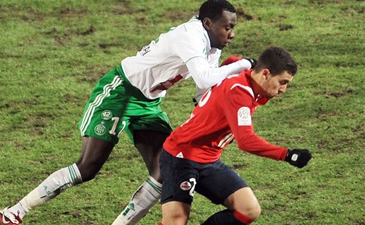 Эден Азар бежит за золотом, фото AFP