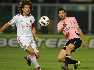 Пирло и Пасторе в составе своих нынешних команд, Reuters