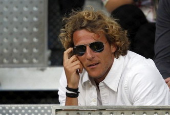 Диего Форлан, Reuters