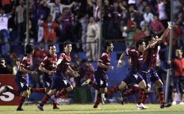 Серро Портеньо в погоне за величием, Reuters