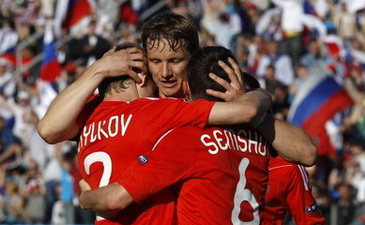 Анюков, Павлюченко, Семшов, фото Reuters