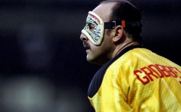 Брюс Гроббелаар, фото sport.co.uk