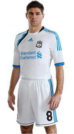 Новая третья форма Ливерпуля