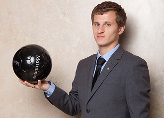 Александр Алиев