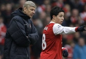 Ну дядя Сеня, ну отпусти меня в Манчестер погулять... фото АР