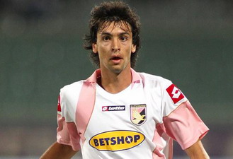 Пасторе: 50 млн? Играть мне всю жизнь в Палермо, Reuters